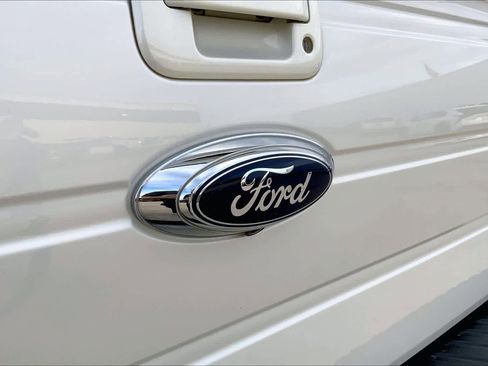 Used 2009 Ford F150 Lariat image 9