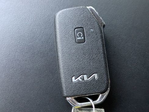 Used 2022 Kia Telluride EX w/ EX Premium Package image 36