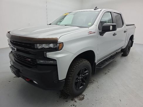 Used 2019 Chevrolet Silverado 1500 LT Trail Boss AWD/4WD image 4