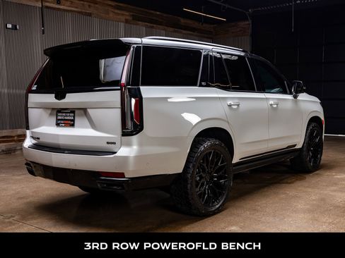 Used 2024 Cadillac Escalade Sport Platinum w/ LPO, ONYX Package AWD/4WD image 10