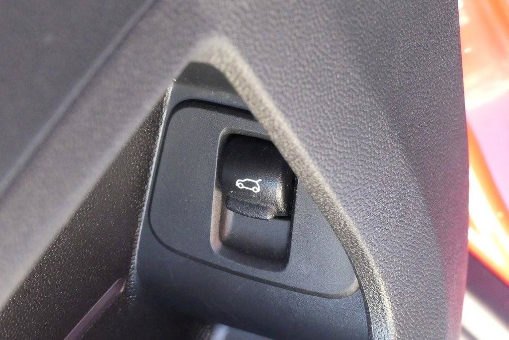 Used 2020 MINI Cooper Countryman FWD image 12