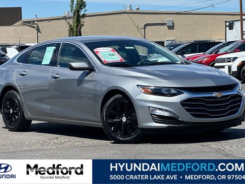Used 2024 Chevrolet Malibu LT FWD image 1