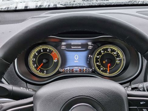 Used 2022 Jeep Cherokee Latitude Lux image 32