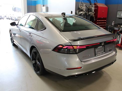 Used 2023 Honda Accord Sport image 37