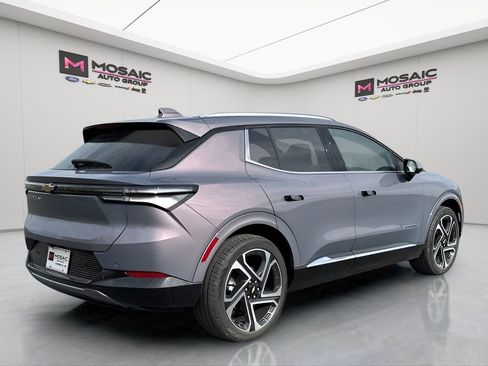 New 2026 Chevrolet Equinox EV LT w/ Convenience Package II image 7