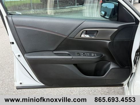 Used 2017 Honda Accord Sport Special Edition image 14