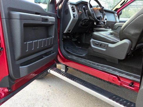 Used 2014 Ford F350 Lariat w/ Chrome Package image 28
