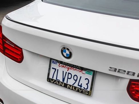 Used 2012 BMW 328i Sedan RWD image 9