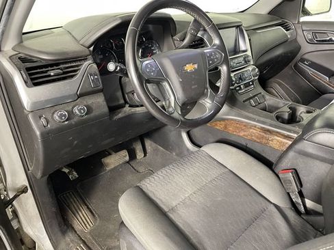 Used 2020 Chevrolet Suburban LS AWD/4WD image 3