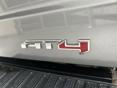 Used 2024 GMC Sierra 1500 AT4 w/ Technology Package AWD/4WD image 30