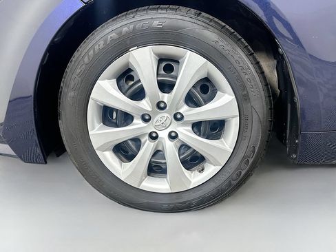 Certified 2024 Toyota Corolla LE FWD image 30