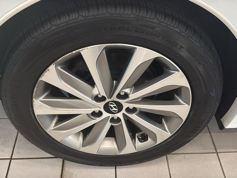 Used 2015 Hyundai Sonata Sport FWD image 27