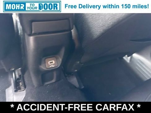 Used 2021 Jeep Renegade Latitude FWD image 43