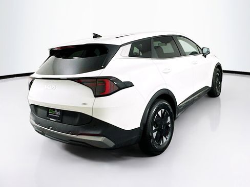 Used 2026 Kia Sportage LX image 9