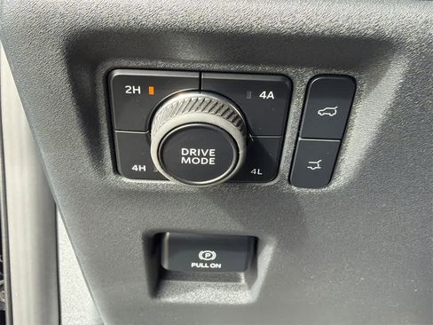 New 2026 Ford Expedition Platinum w/ Stealth Performance Package image 36