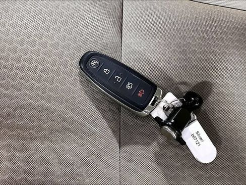 Used 2019 Ford Escape SE AWD/4WD image 30