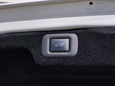 Used 2021 Lexus LS 500 image 9