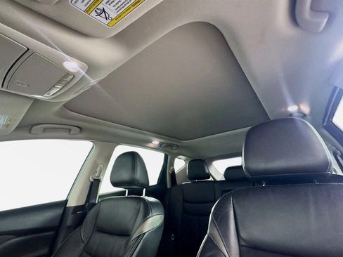 Used 2019 Nissan Murano Platinum image 15