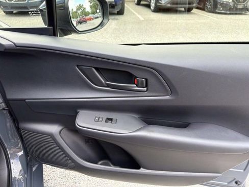 Used 2024 Toyota Prius Prime FWD image 14