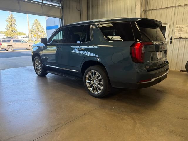 Used 2025 GMC Yukon Elevation AWD/4WD image 7