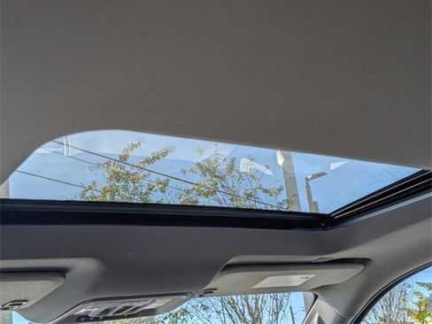 Certified 2021 Chevrolet Silverado 1500 LTZ w/ Technology Package image 10