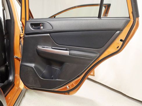 Used 2015 Subaru Crosstrek 2.0i Premium w/ Popular Package #1 image 30