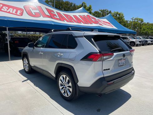 Used 2024 Toyota RAV4 XLE Premium image 29
