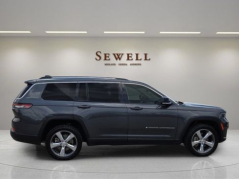 Used 2021 Jeep Grand Cherokee L Limited w/ Trailer Tow Package AWD/4WD image 5
