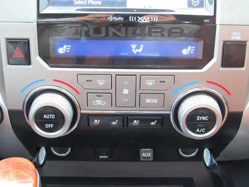 Used 2018 Toyota Tundra 1794 Edition image 22