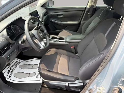 Used 2024 Nissan Sentra SV w/ All-Weather Package FWD image 5