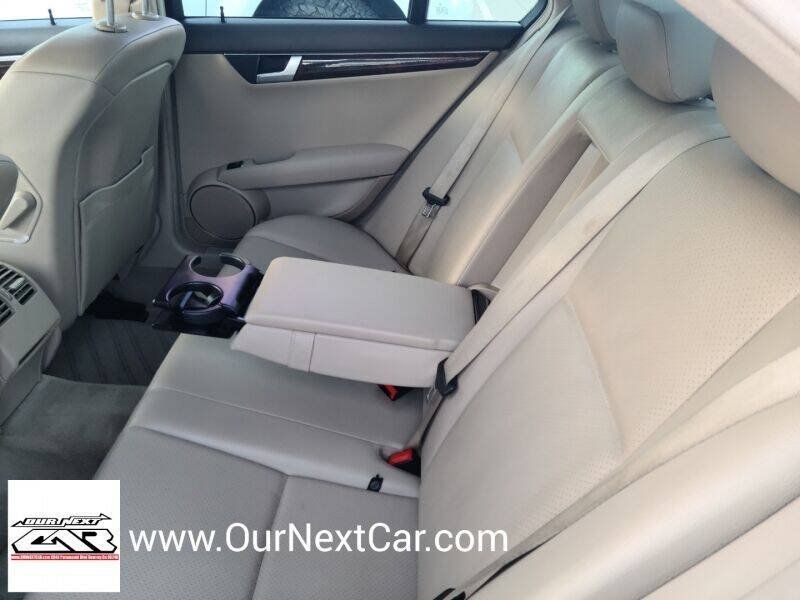 Used 2012 Mercedes-Benz C 250 Sedan image 16