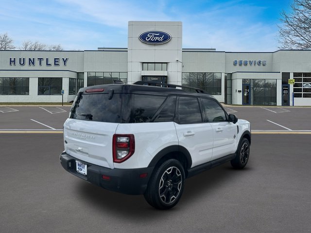 Used 2025 Ford Bronco Sport Outer Banks w/ Outer Banks Tech Package+ AWD/4WD image 5