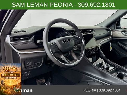 New 2025 Jeep Grand Cherokee L Limited w/ Black Appearance Package image 9