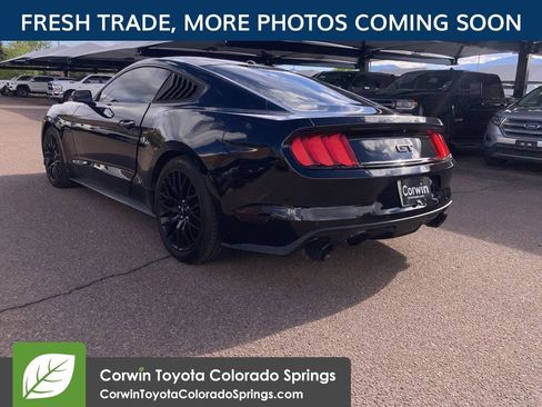 Used 2017 Ford Mustang GT Premium w/ GT Performance Package RWD image 5