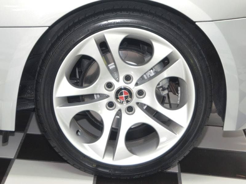 Used 2005 BMW Z4 3.0i RWD image 13