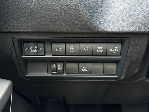 New 2026 Toyota Tundra SR5 AWD/4WD image 21
