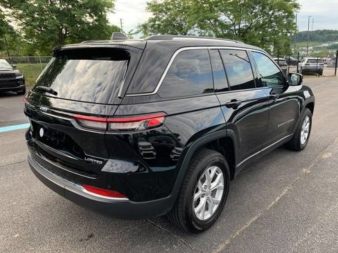 Certified 2023 Jeep Grand Cherokee Limited AWD/4WD image 7