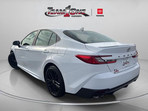 Certified 2025 Toyota Camry SE w/ Convenience Package image 2