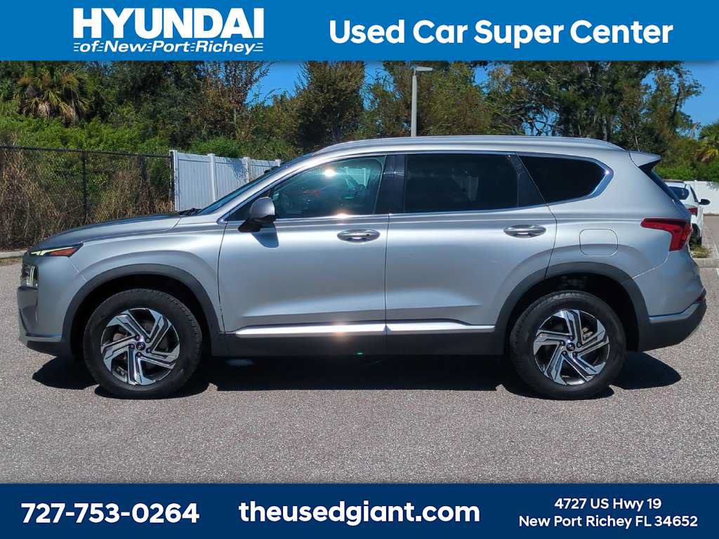 Used 2022 Hyundai Santa Fe SEL w/ Cargo Package AWD/4WD image 2