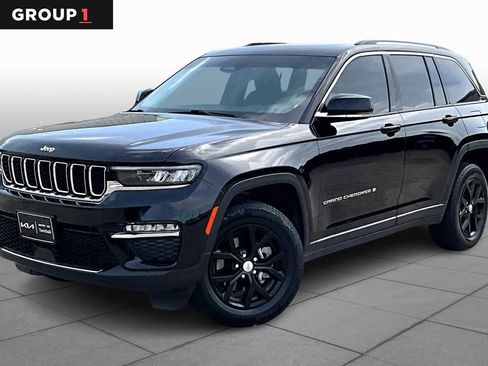 Used 2023 Jeep Grand Cherokee Limited image 1