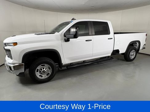 Used 2024 Chevrolet Silverado 2500 W/T w/ WT Convenience Package AWD/4WD image 6