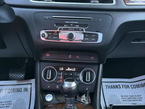 Used 2017 Audi Q3 2.0T Prestige w/ Prestige Package AWD/4WD image 16