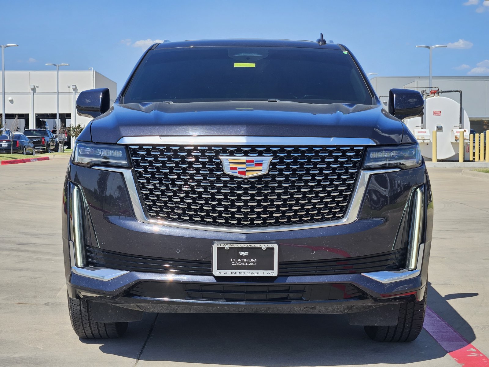 Used 2023 Cadillac Escalade Premium Luxury AWD/4WD image 6