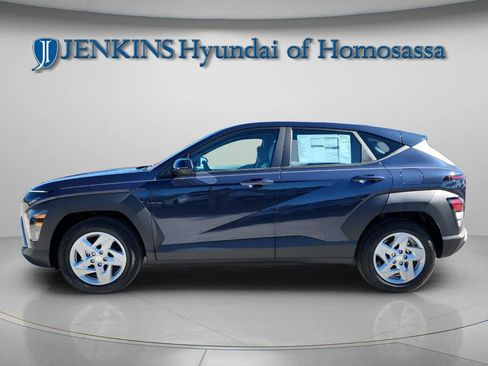 New 2026 Hyundai Kona SE image 2