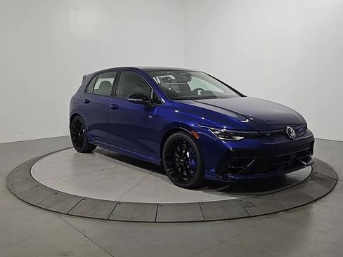 New 2026 Volkswagen Golf AWD/4WD image 7