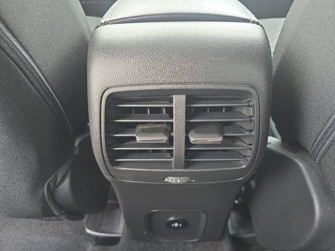 Used 2025 Ford Escape Active AWD/4WD image 26