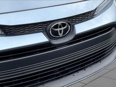 Used 2024 Toyota Corolla LE FWD image 29