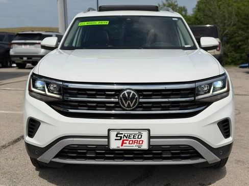 Used 2022 Volkswagen Atlas SEL AWD/4WD image 2