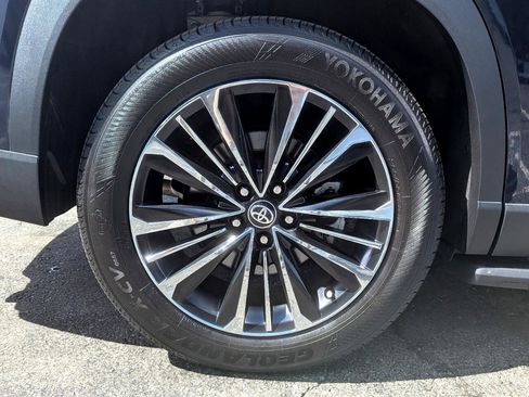 Used 2024 Toyota Grand Highlander AWD Hybrid image 64