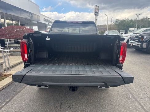 New 2026 GMC Sierra 1500 AT4 w/ AT4 Premium Package AWD/4WD image 13